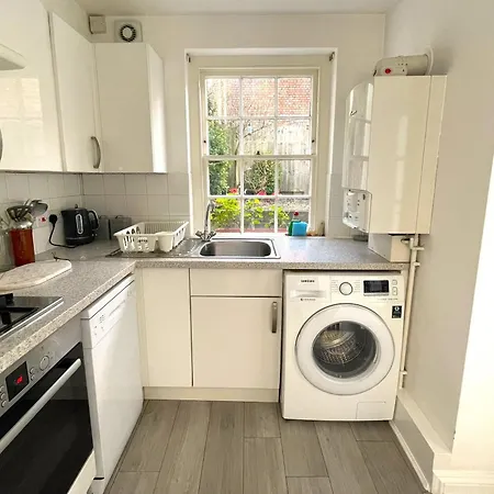 Georgian Garden Flat In Clifton Apartman Bristol